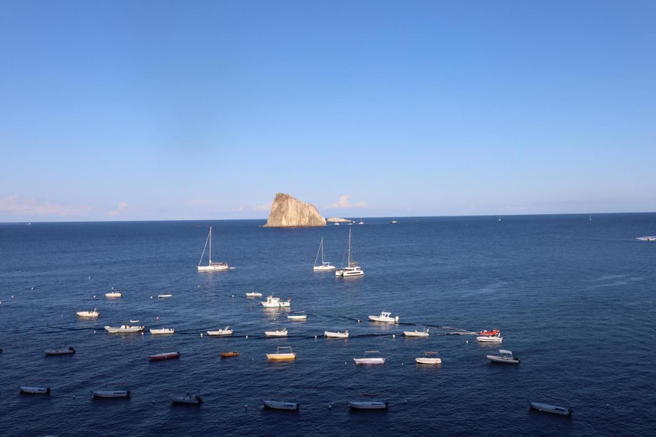 Art B&B Panarea Exterior photo