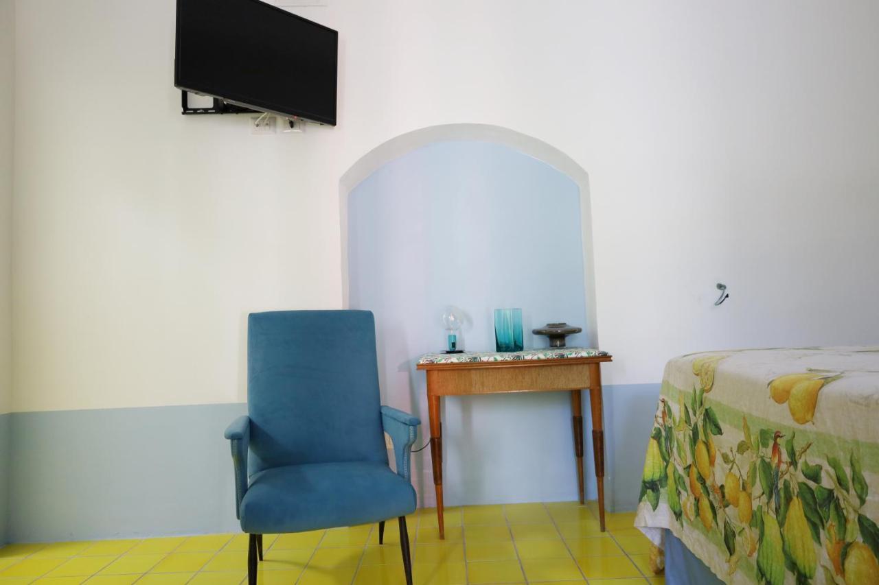 Art B&B Panarea Exterior photo