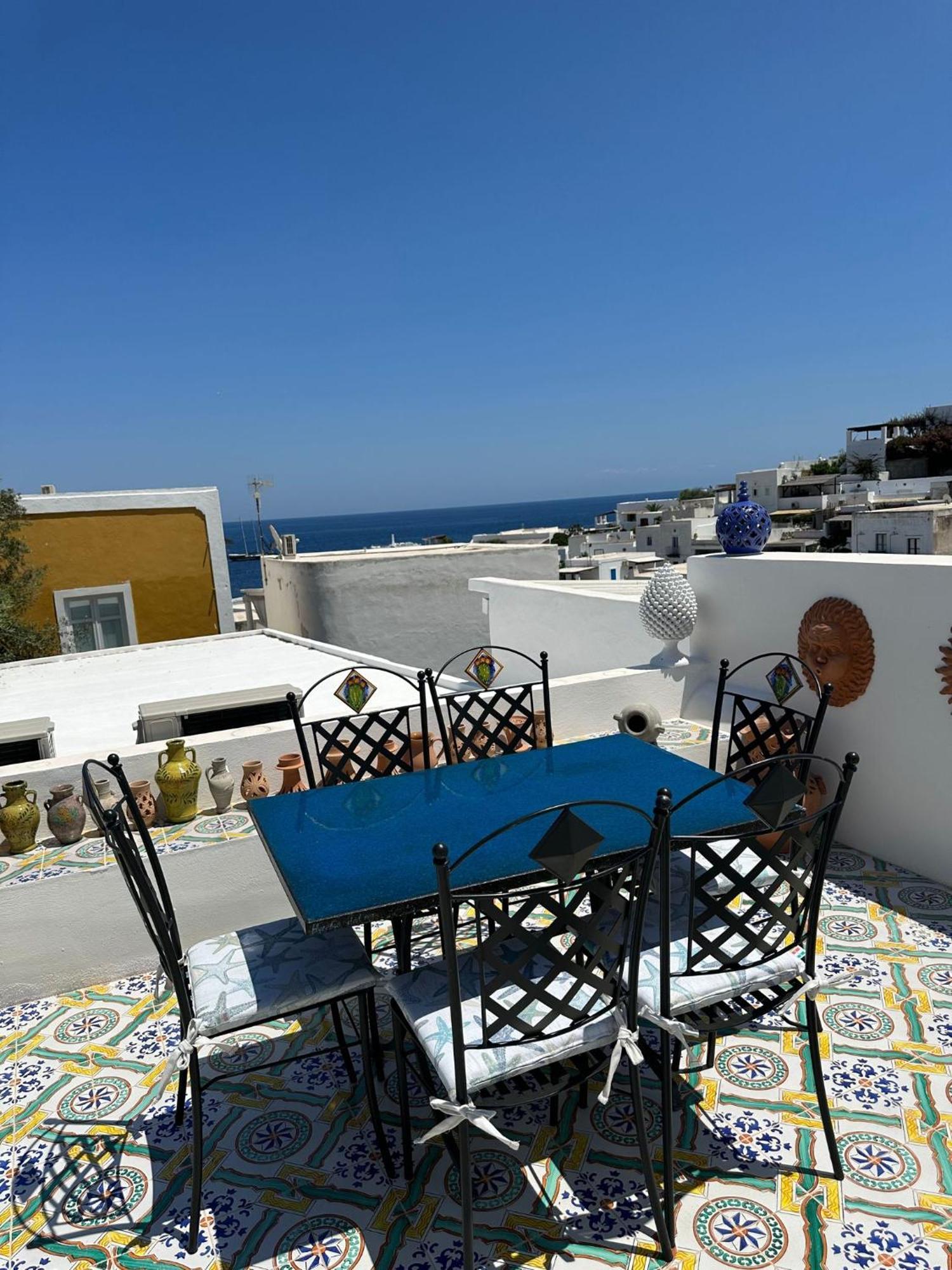 Art B&B Panarea Exterior photo